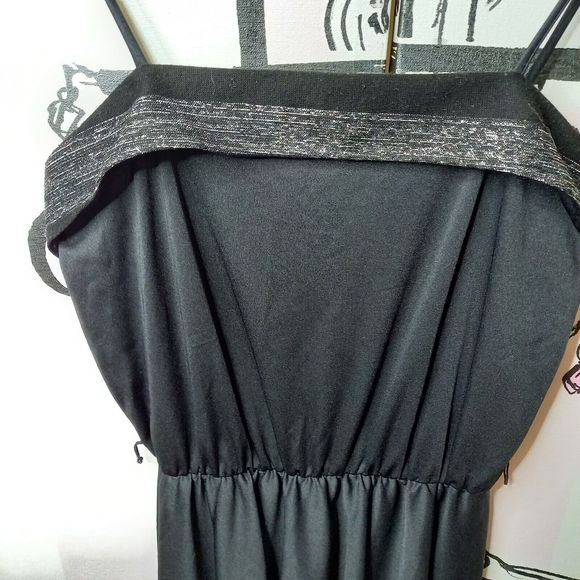 Size 8 Black Strappy Glitter Top Cinched Elastic Waist Below Knee Dress - Picture 3 of 7